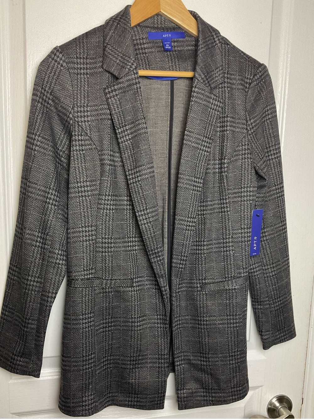 APT 9 Petites Gray Plaid Blazer Women S Petite NWT Classic Career Jacket

⸻ - Picture 2 of 10